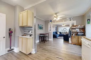 1311 W Hill St, Champaign, IL 61821 - Photo 10