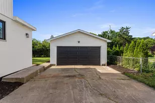 1205 Broadmoor Dr, Champaign, IL 61821 - Photo 44