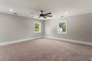 1205 Broadmoor Dr, Champaign, IL 61821 - Photo 16