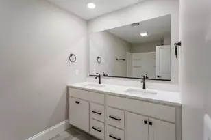 1205 Broadmoor Dr, Champaign, IL 61821 - Photo 30