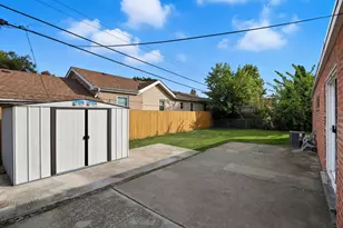 8554 W Bruce Dr, Niles, IL 60714 - Photo 30