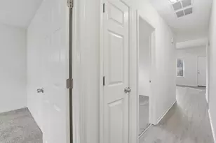 8554 W Bruce Dr, Niles, IL 60714 - Photo 26