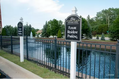 2 Itasca Place #521, Itasca, IL 60143 - Photo 2