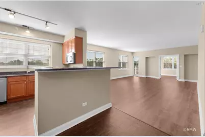 2 Itasca Place #419, Itasca, IL 60143 - Photo 6