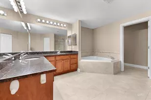 2 Itasca Place, Itasca, IL 60143 - Photo 16