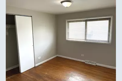 4348 Mann Street, Oak Forest, IL 60452 - Photo 8