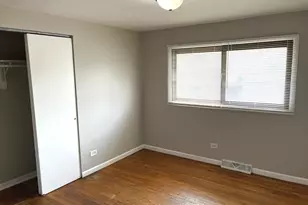 4348 Mann St, Oak Forest, IL 60452 - Photo 8