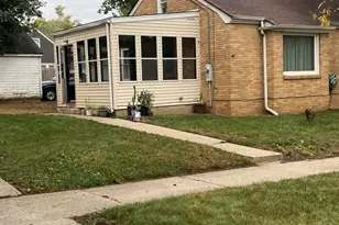 1703 22nd St, Rockford, IL 61108 - Photo 2