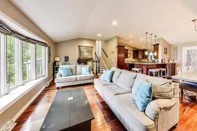 32362 N Pine Avenue, Grayslake, IL 60030 - Photo 6