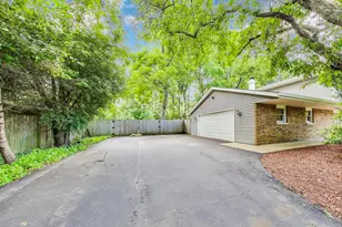 32362 N Pine Ave, Grayslake, IL 60030 - Photo 52