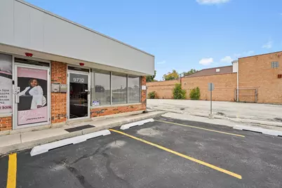 9732 Southwest Highway, Oak Lawn, IL 60453 - Photo 2