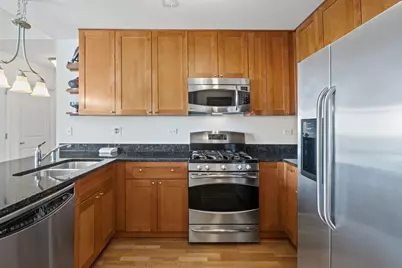 1199 E Port Clinton Road #601, Vernon Hills, IL 60061 - Photo 2