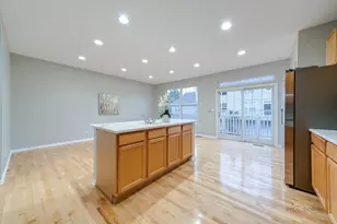 1182 Georgetown Way, Vernon Hills, IL 60061 - Photo 18