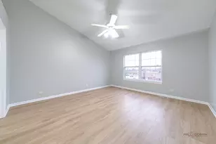 1182 Georgetown Way, Vernon Hills, IL 60061 - Photo 26