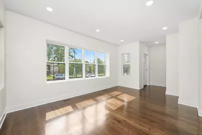 2822 N Keating Avenue, Chicago, IL 60641 - Photo 4