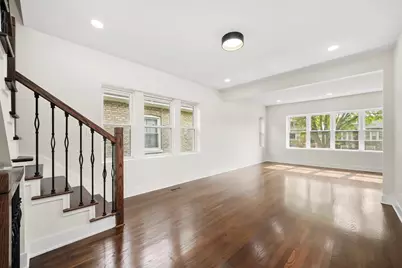 2822 N Keating Avenue, Chicago, IL 60641 - Photo 2