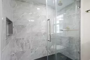 2822 N Keating Ave, Chicago, IL 60641 - Photo 16