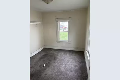 411 Leach Avenue, Joliet, IL 60432 - Photo 6