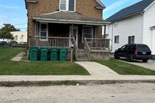 411 Leach Ave, Joliet, IL 60432 - Photo 8