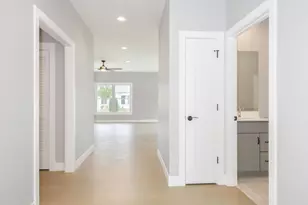 514 S 6th St, Fairbury, IL 61739 - Photo 6