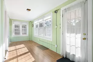 706 S Oak Park Ave, Oak Park, IL 60304 - Photo 2