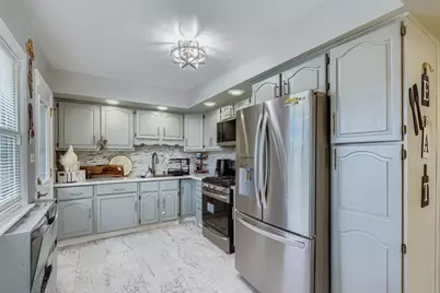 4509 W 105th Street, Oak Lawn, IL 60453 - Photo 4
