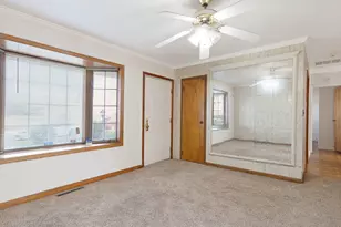 384 N Sunset Dr, Sun River Terrace, IL 60964 - Photo 4