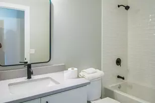 4706 S St Lawrence Ave, Chicago, IL 60615 - Photo 10