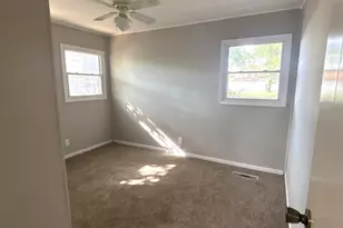 826 S Main St, Lombard, IL 60148 - Photo 8