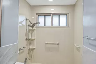 7031 Glenwood Ln, Hanover Park, IL 60133 - Photo 22