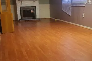 1637 215th Pl, Sauk Village, IL 60411 - Photo 2