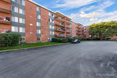 16 E Old Willow Road #417S, Prospect Heights, IL 60070 - Photo 1