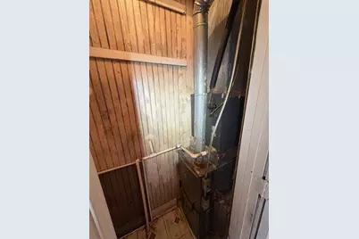 391 E Kensington Avenue, Chicago, IL 60628 - Photo 18