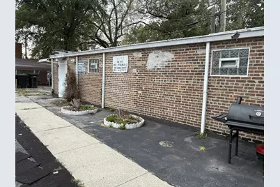 391 E Kensington Avenue, Chicago, IL 60628 - Photo 20