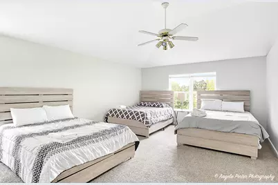 235 E Grand Avenue, Fox Lake, IL 60020 - Photo 24