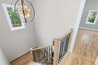 9322 S Trumbull Avenue, Evergreen Park, IL 60805 - Photo 16