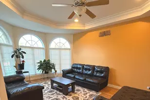 203 Ahmed Ct, Glendale Heights, IL 60139 - Photo 6