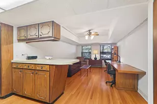 1104 Austin St, Evanston, IL 60202 - Photo 34