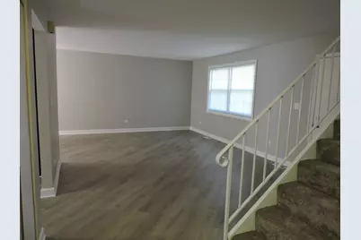 407 Beechwood Drive, Westmont, IL 60559 - Photo 2