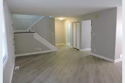 407 Beechwood Drive, Westmont, IL 60559 - Photo 4