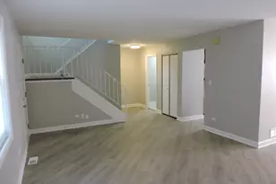 407 Beechwood Dr, Westmont, IL 60559 - Photo 4