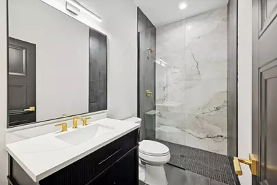 147 N Myrtle Avenue, Elmhurst, IL 60126 - Photo 34