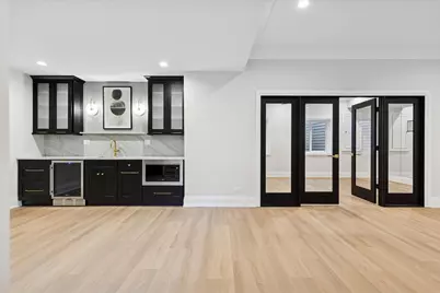 147 N Myrtle Avenue, Elmhurst, IL 60126 - Photo 32