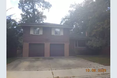 [Address not provided], Lyons, IL 60513 - Photo 2