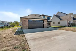 903 Springhill Dr, Coal City, IL 60416 - Photo 30