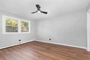 1511 W Birchwood Ave, Chicago, IL 60626 - Photo 12