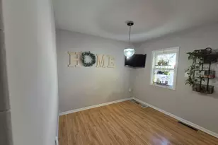863 W Williams St, Kankakee, IL 60901 - Photo 8