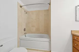 2356 N Elston Ave, Chicago, IL 60614 - Photo 14