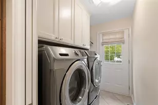 1272 Sandhurst Dr, Buffalo Grove, IL 60089 - Photo 22