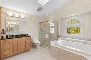 1272 Sandhurst Dr, Buffalo Grove, IL 60089 - Photo 16